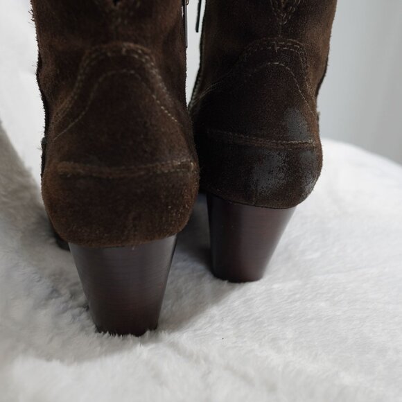 Frye Renee Seam Suede Short Boots‎ Size 8M - Picture 4 of 11